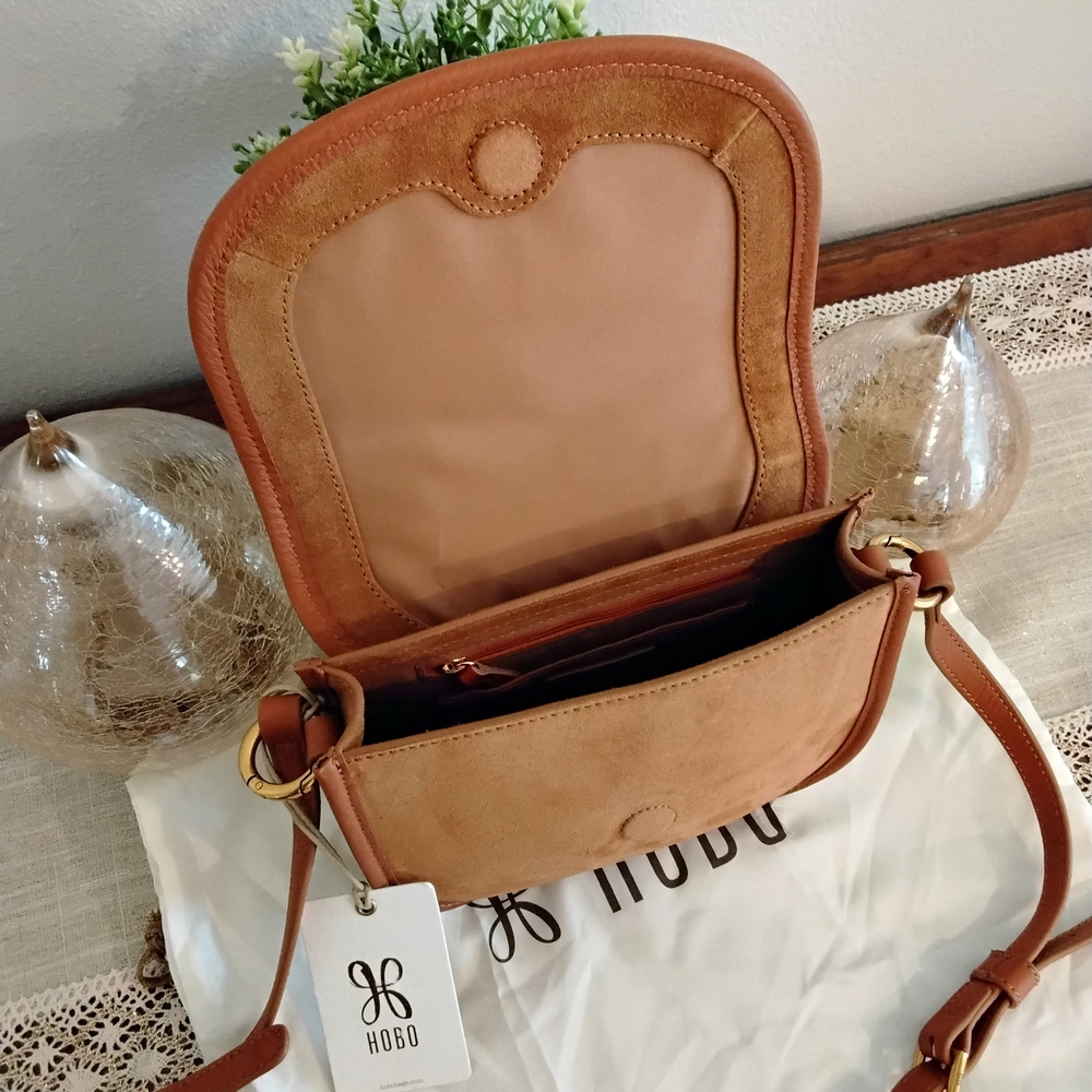 HOBO Brown Leather Crossbody Bag - Picture 3 of 5